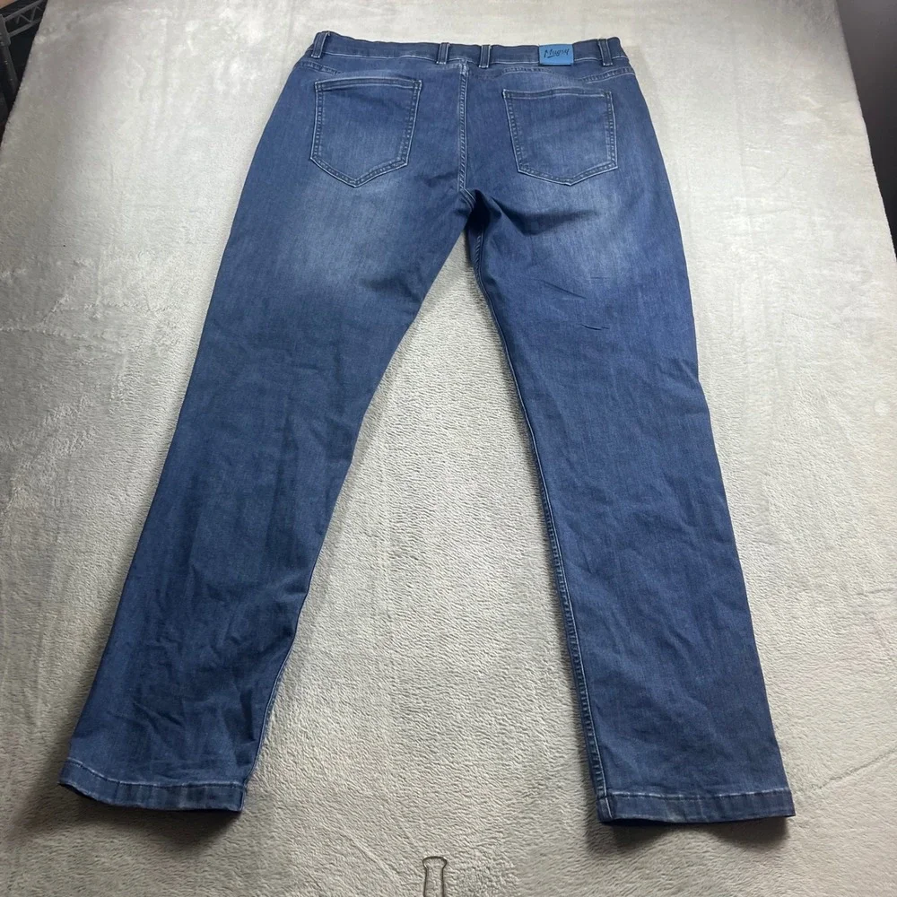 Mugsy Lake Shores Mens Jeans 38x32 Medium Wash Blue Stretch Straight Leg Denim